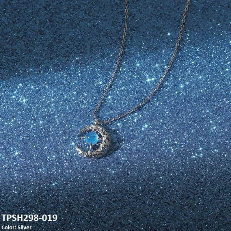 🌙💎 Moon/Aqua Curb Chain Pendant – Celestial Beauty! ✨🌟